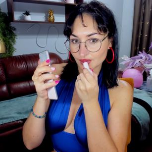 Model - StefanaJerome NORA