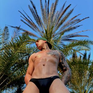 Model - martincolby bigass