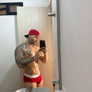 Model - martincolby cum