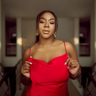 Model - KHOHE STEELE bigass