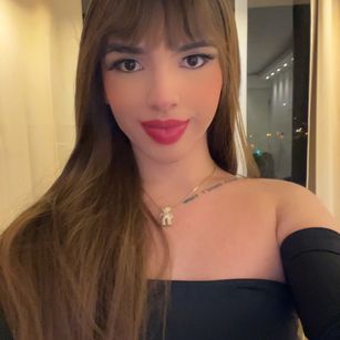 Model - Ana Hammerle Shemale