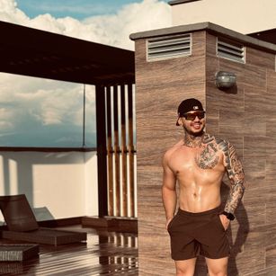 Model - martincolby cum