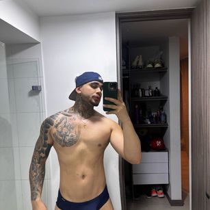 Model - martincolby bigdick