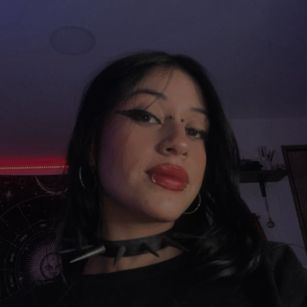 Model - Katzze piercings