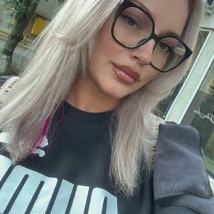 Model - FoxySerena dirty