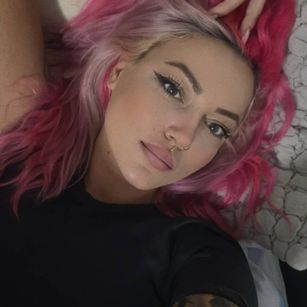 Model - FoxySerena feet