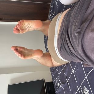 Model - Sasha Pines naked