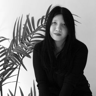 Model - LolaBrooks nails