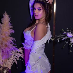 Model - SophysSecret dirty