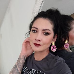 Model - antonela dancing