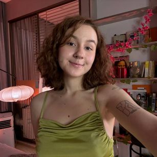 Model - Frances blowjob