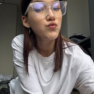 Model - domii_lil talking