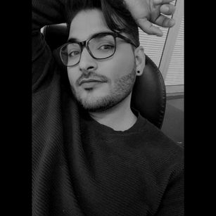 Model - Ethan Hale Lush