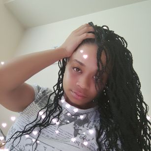 Model - TinyDior GFE