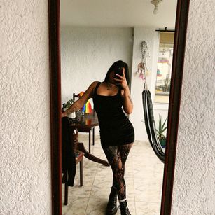 Model - Katzze Teasing