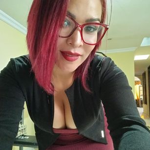 Model - Juliah Belle MILF