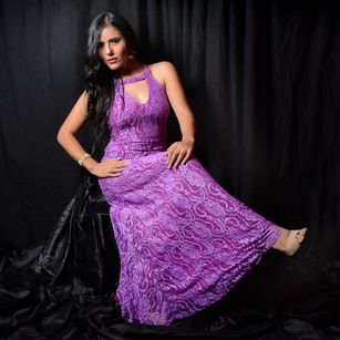 Model - Manuela Rincn atm