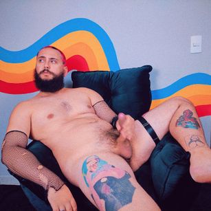 Model - Dante Neon brazilian