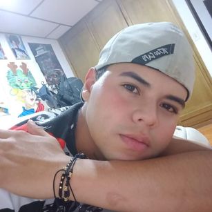 Model - Julian Flame bigcock