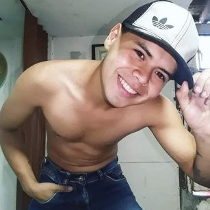 Model - Julian Flame cei