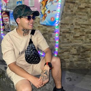 Model - Julian Flame joi