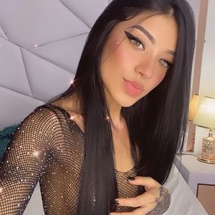 Model - Coral Jones sph