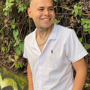 Model - Julian Flame striptease