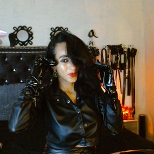 Model - Ameliemar pantyhose