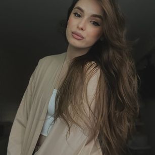 Model - Darlina bigdildo