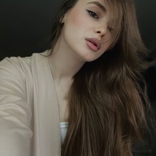 Model - Darlina smalltits