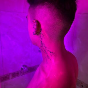 Model - GeoxxxNoir feet