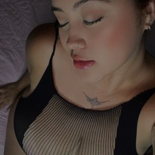 Model - Valen Taylor joi