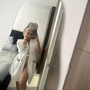 Model - Stacy Cherrys sexy