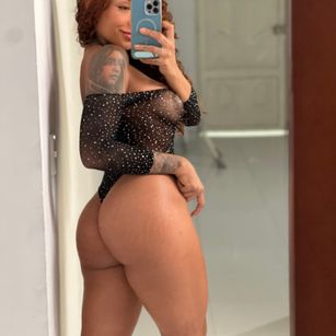 Model - EllaRose fetish