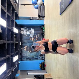 Model - EllaRose pussy