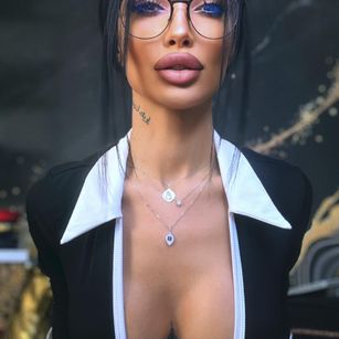 Model - MissMoniqueSpell mistress