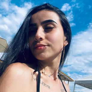 Model - Mia Jade Roleplay