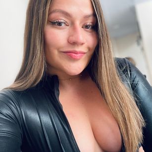 Model - IsabellaRosse cuckold
