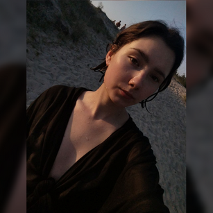 Model - Solvienne fastresponse