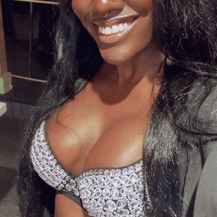 Model - Flower Lily Ebony