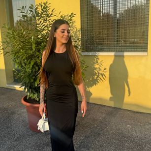 Model - StacyLush heels