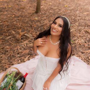 Model - Valery D. squirt