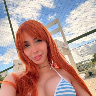 Model - Jade Crazy cei