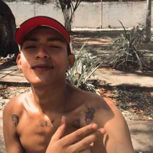 Model - BRADLEY bigcock