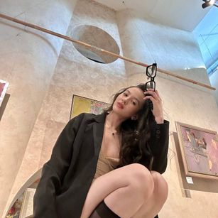 Model - Janet striptease