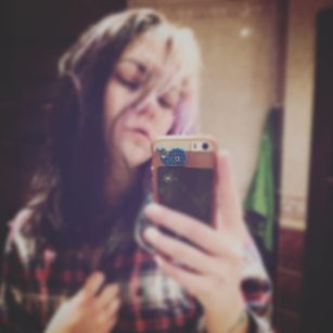 Model - VivianDoll student