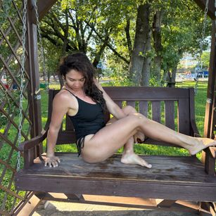 Model - Vlada bigass