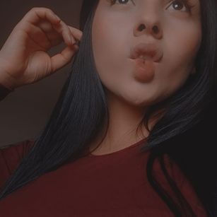 Model - Sara Saenz young