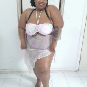 Model - ChubbyChickxxx BUGBOOBS