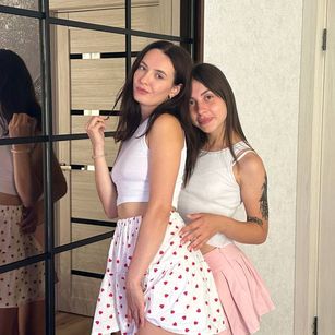 Model - Kamilla amp Anny  18 y.o. playful duo fastresponse